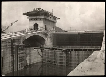 View of a lock under construction at the Panama Canal, 1912 or 1913